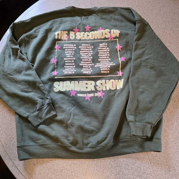 5sos 2023 tour crewneck - Picture 1 of 8